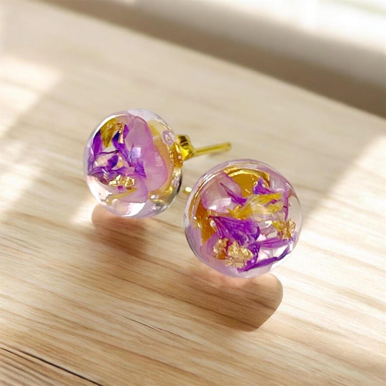 Dried Flower Stud Earrings: Purple Gypsophila, Gold Flakes, Resin Jewelry